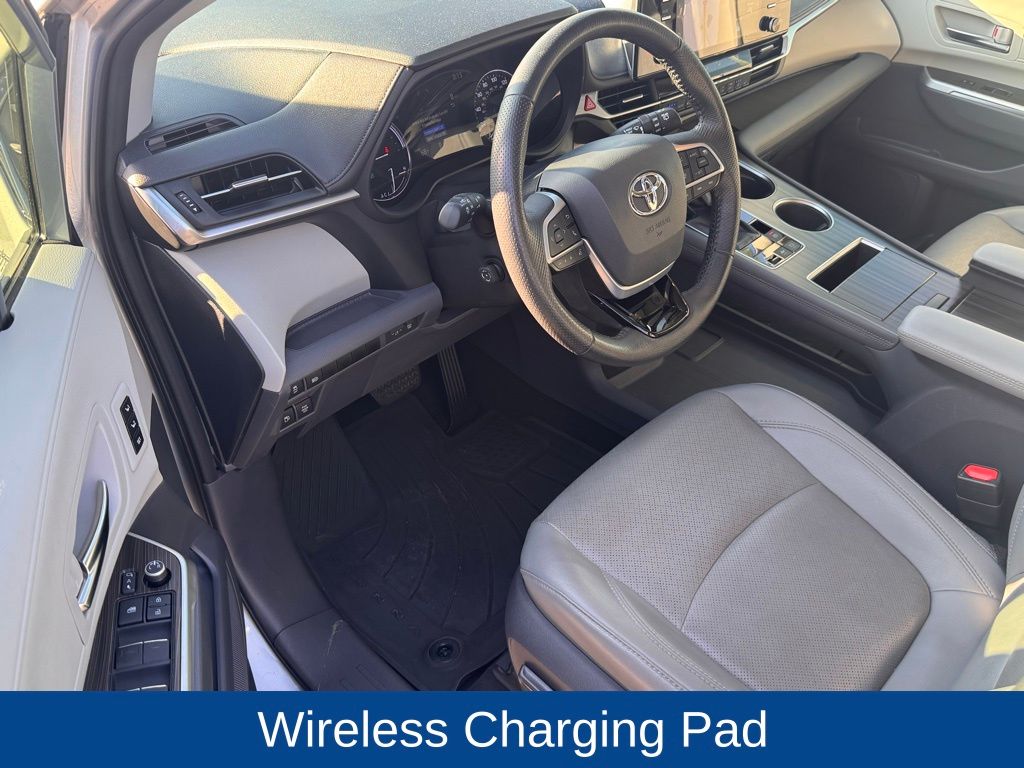 2021 Toyota Sienna Limited 7-Passenger