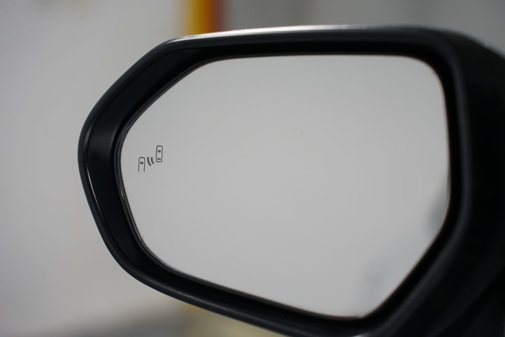 Thumbnail: 2023 Toyota Camry - 27