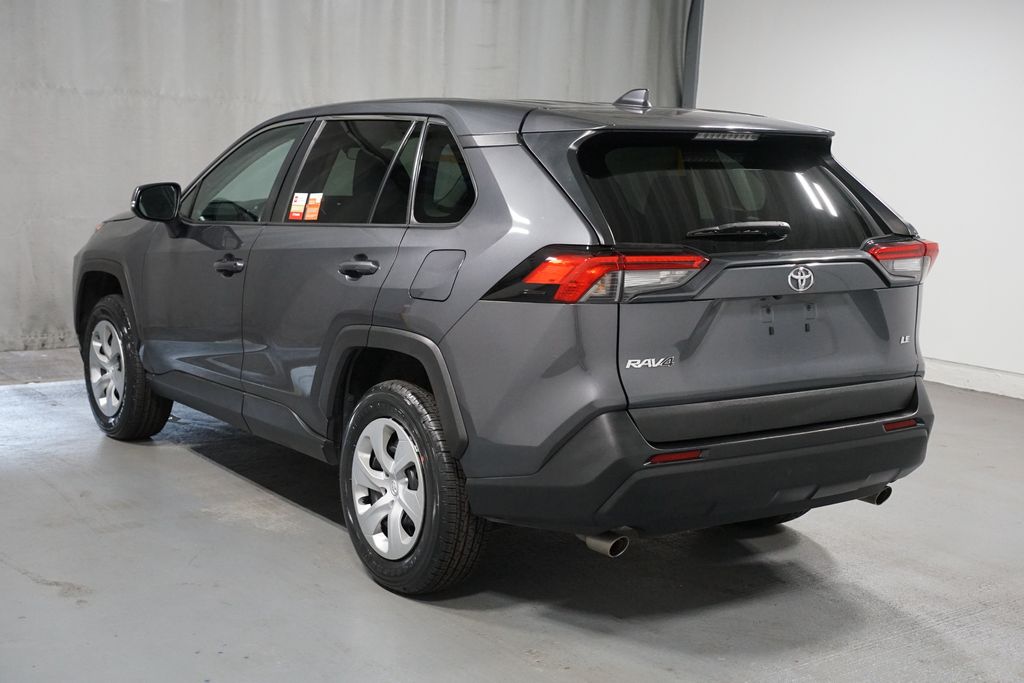 Thumbnail: 2022 Toyota RAV4 - 6