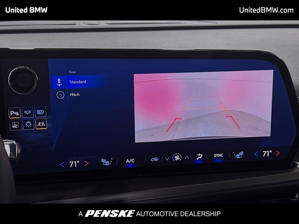 Thumbnail: 2025 Chevrolet Traverse - 9
