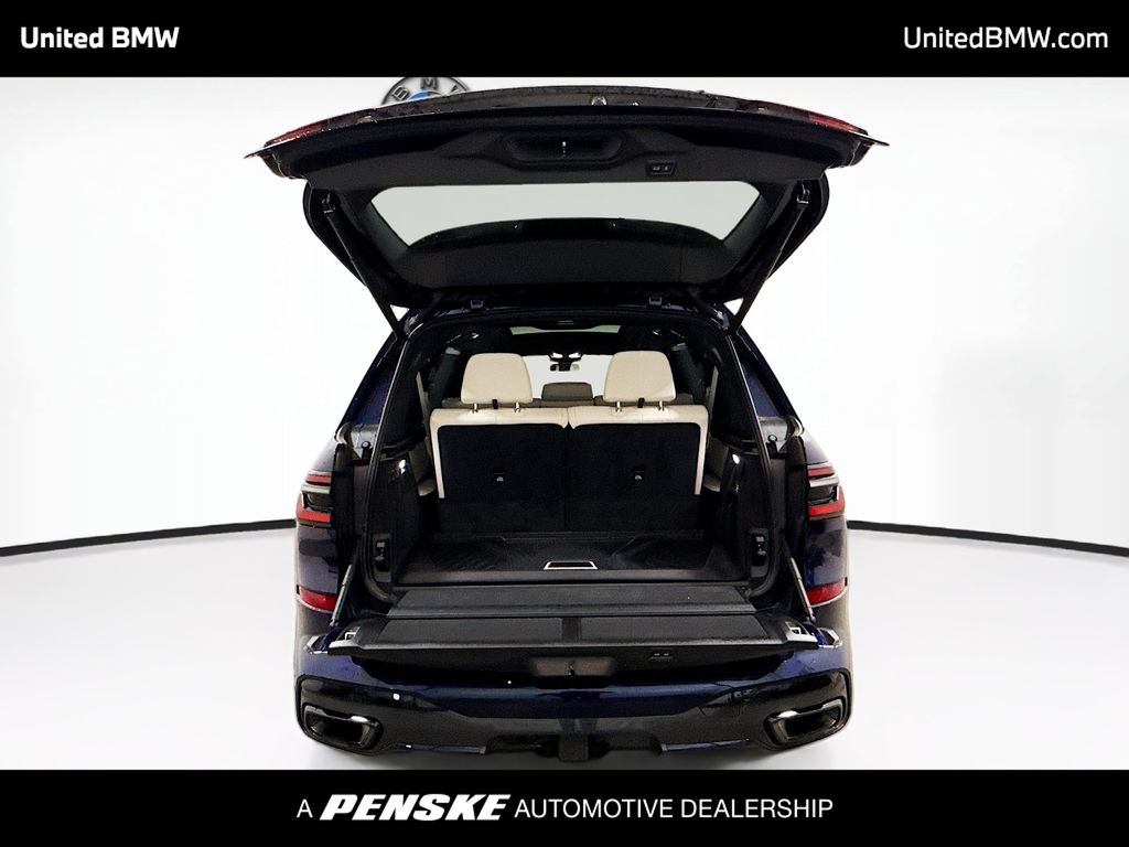 Thumbnail: 2024 BMW X7 - 15