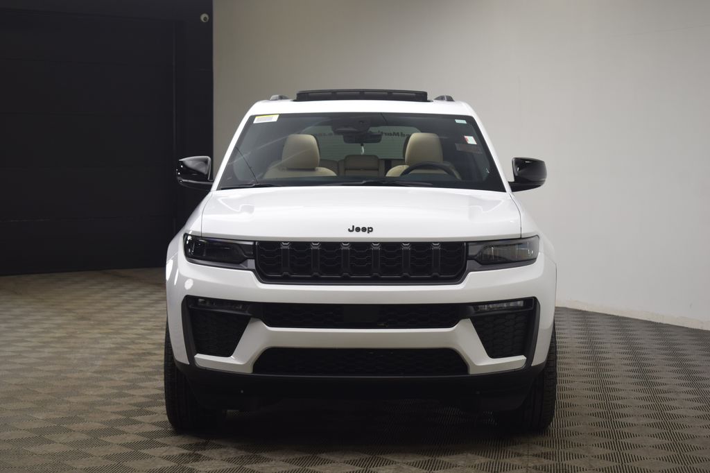 new 2026 Jeep Grand Cherokee car, priced at $48,485