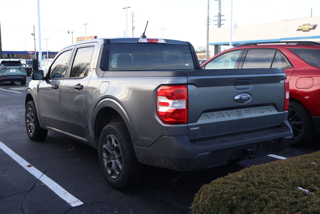 Thumbnail: 2022 Ford Maverick - 10