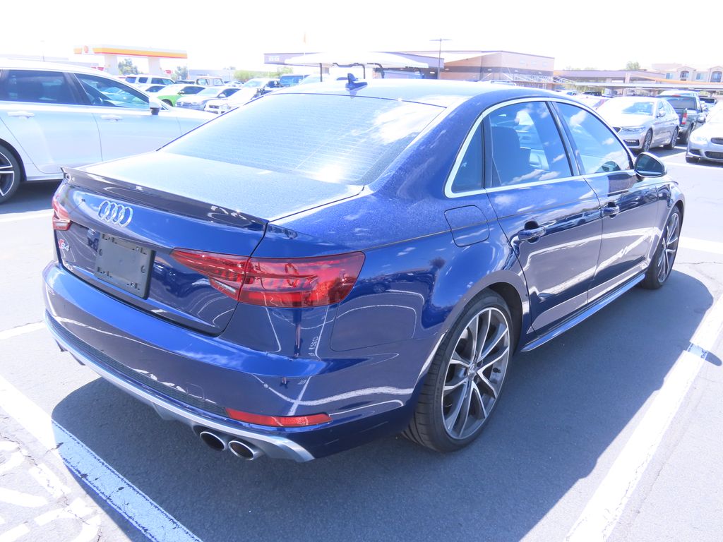 Thumbnail: 2018 Audi S4 - 3