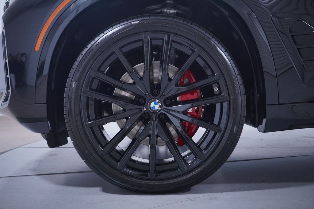 Thumbnail: 2026 BMW X5 - 2
