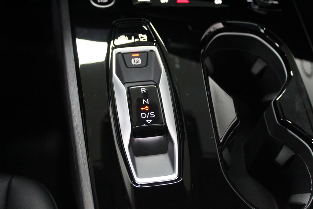 Thumbnail: 2025 Audi A5 - 17
