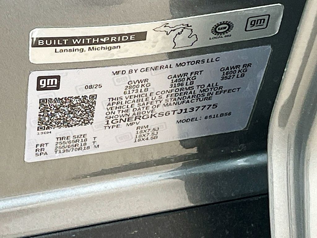 Used 2026 Gray Chevrolet LT image 34