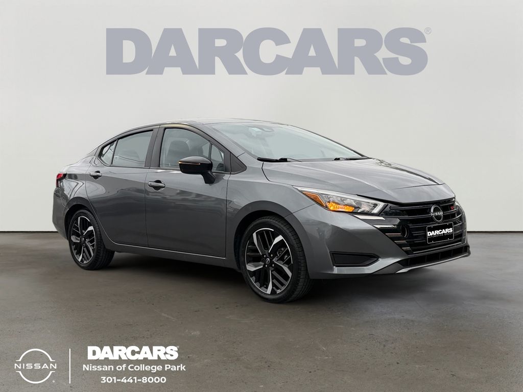 2024 Nissan Versa SR FWD