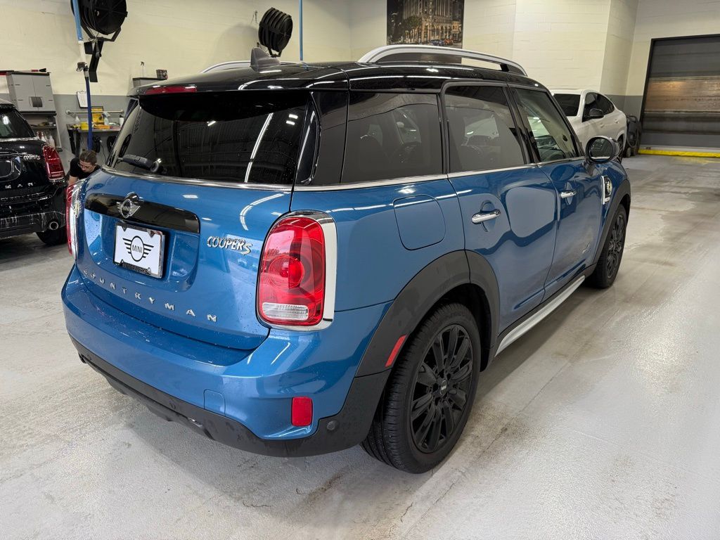2018 MINI Cooper Countryman S E 6