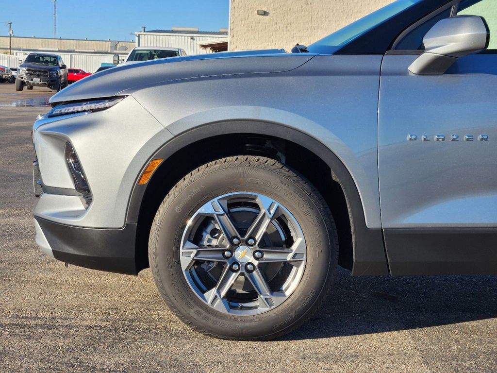 2025 Chevrolet Blazer LT 6