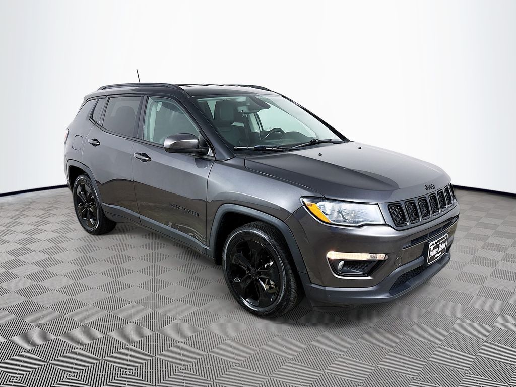 Gray (Granite Crystal Metallic Clearcoat) 2020 Jeep Compass Altitude FWD SUV / Crossover Front-Wheel Drive 6-Speed Automatic