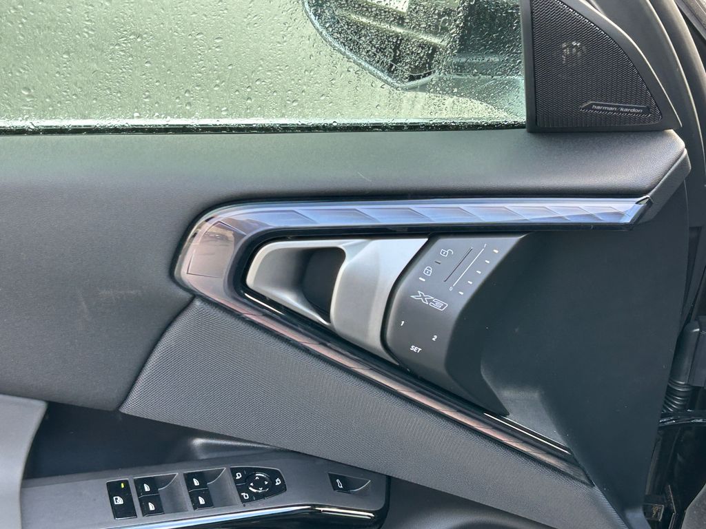 Thumbnail: 2026 BMW X3 - 12