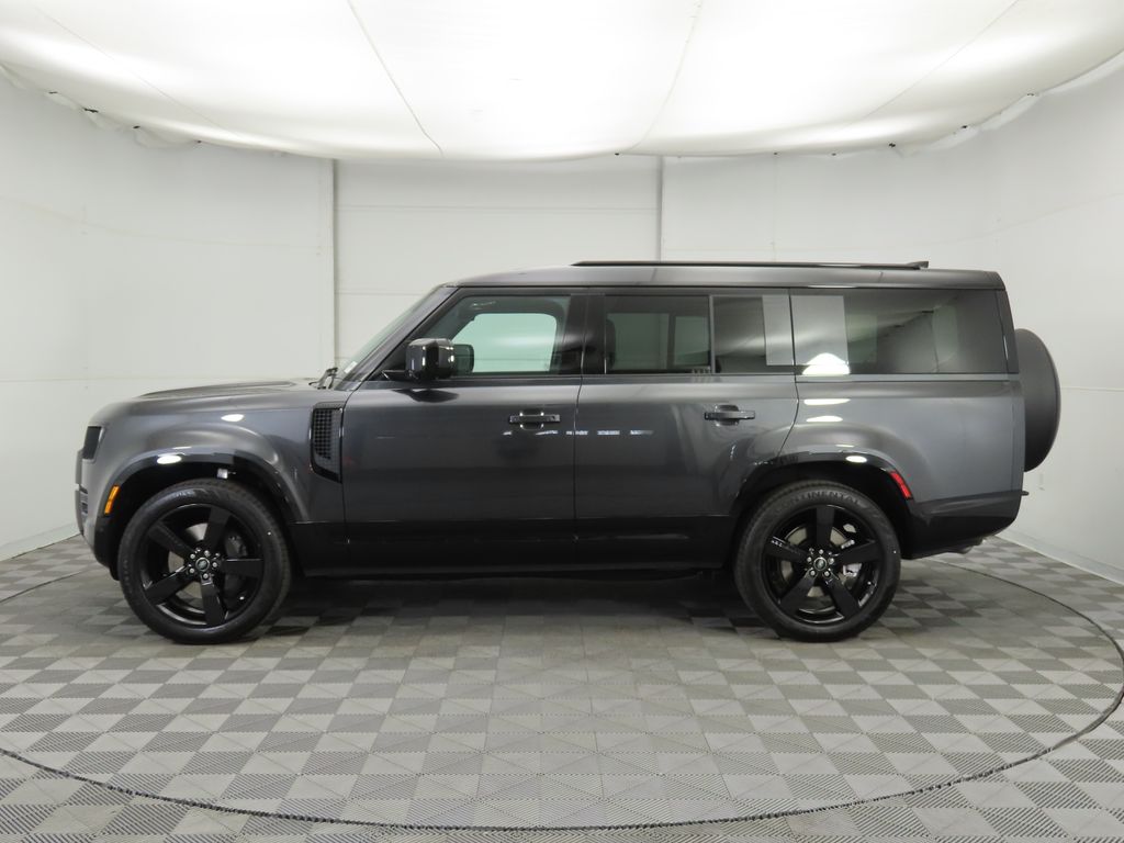 Thumbnail: 2025 Land Rover Defender - 8