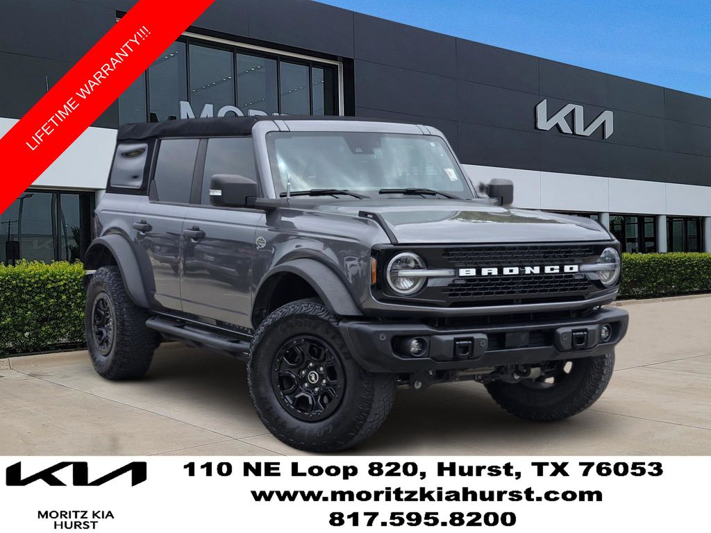 Carbonized Gray Metallic 2023 Ford Bronco SUV / Crossover Four-Wheel Drive Automatic