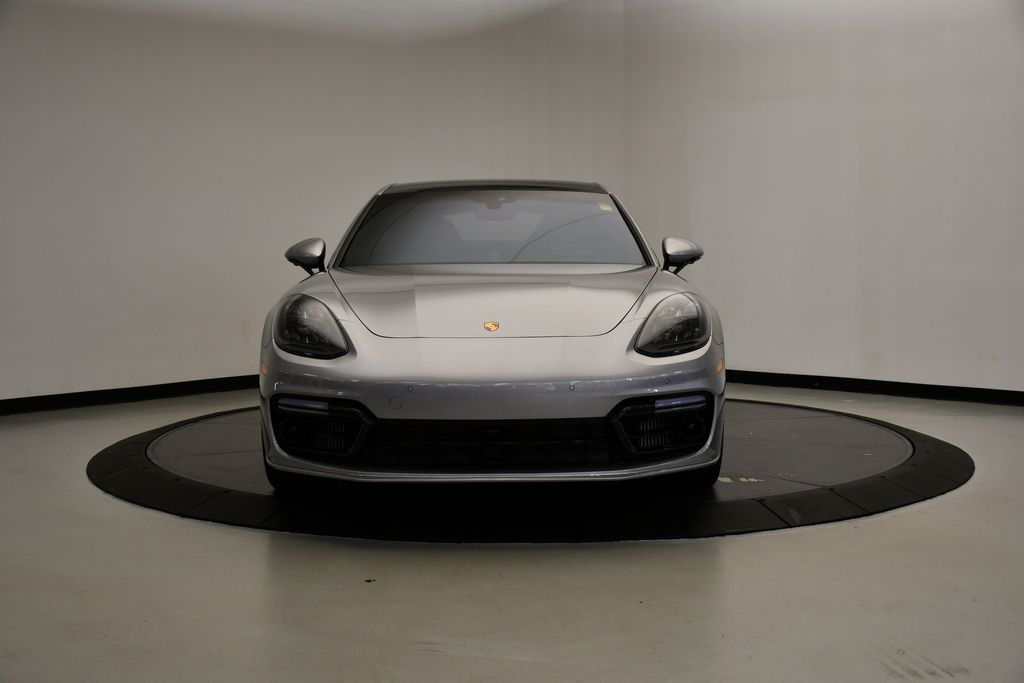 2023 Porsche Panamera GTS 10