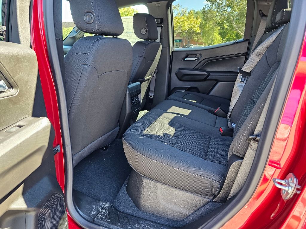 2024 Chevrolet Colorado LT 22