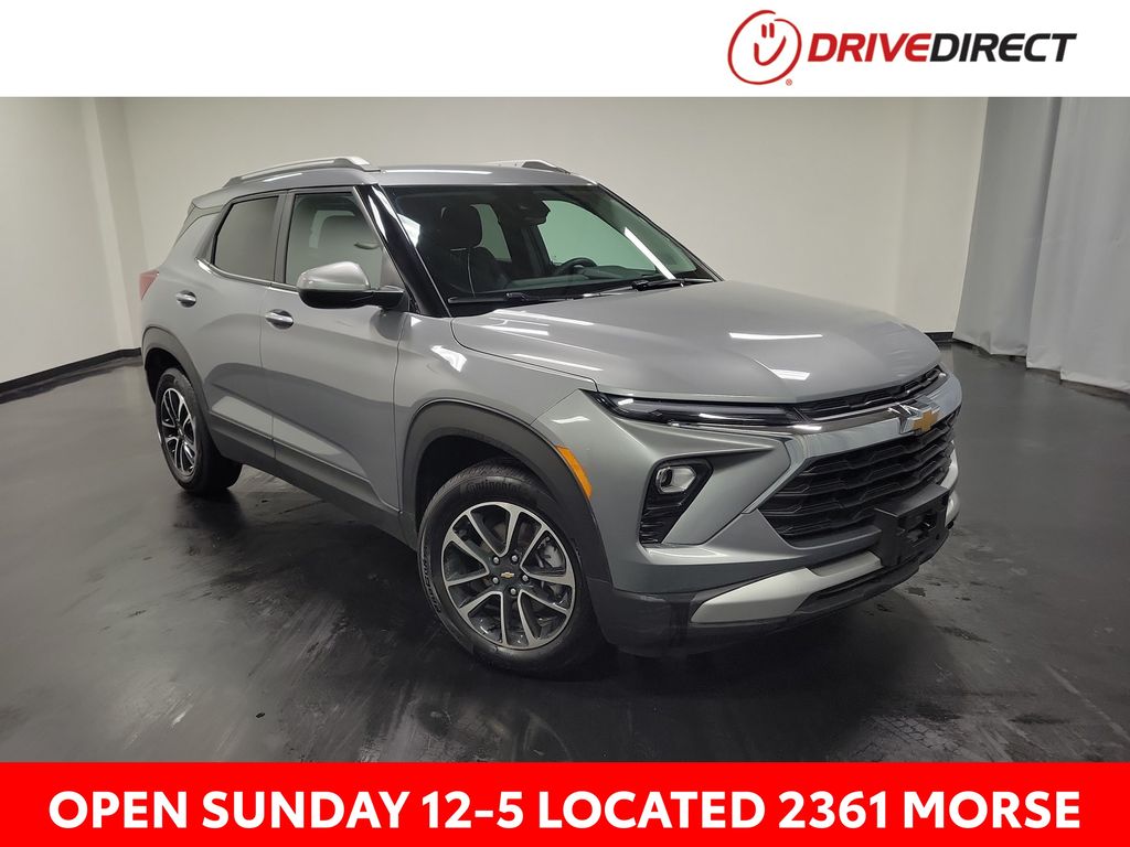 Sterling Gray Metallic 2025 Chevrolet Trailblazer SUV / Crossover Front-Wheel Drive Continuously Variable Transmission