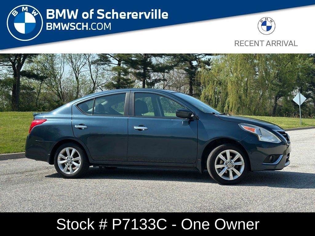Gray (Graphite Blue) 2015 Nissan Versa Sedan Front-Wheel Drive Continuously Variable Transmission