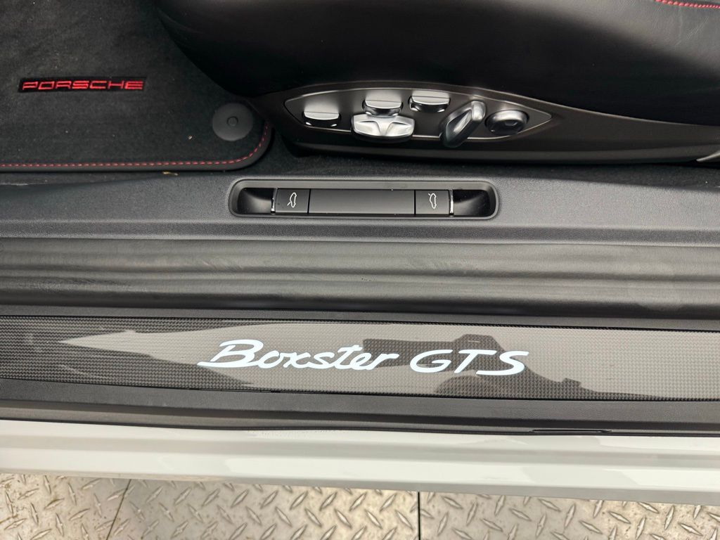2025 Porsche 718 Boxster GTS 19