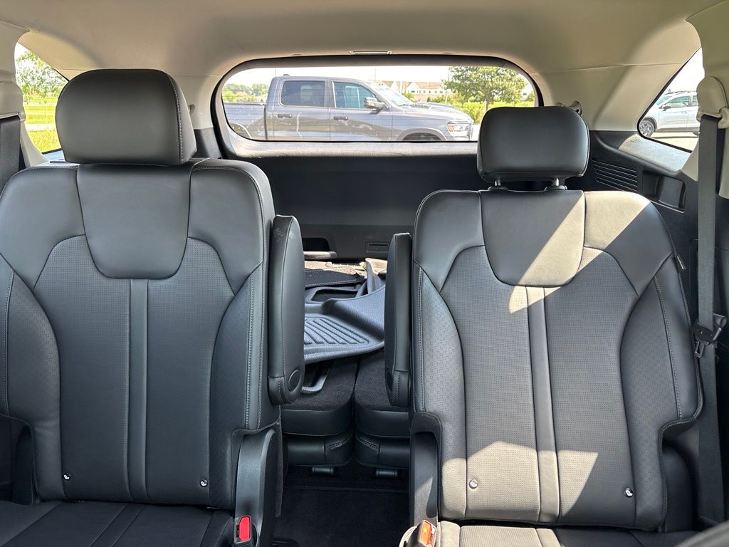 Used 2024 Kia Sorento SUV