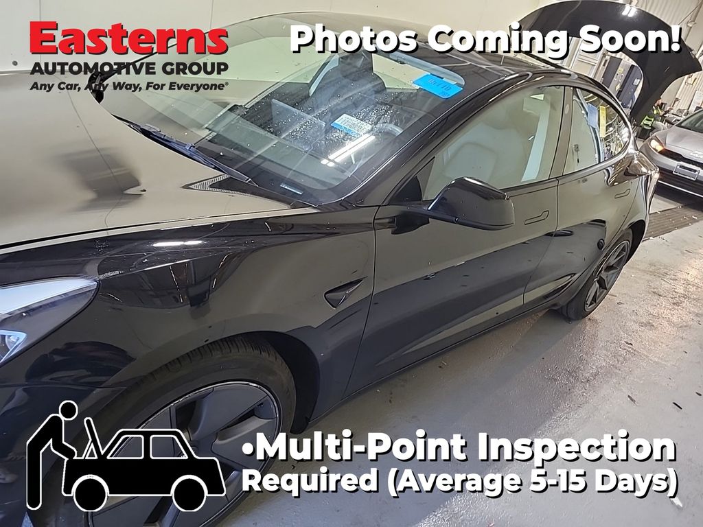 2023 Tesla Model 3 -'s photo