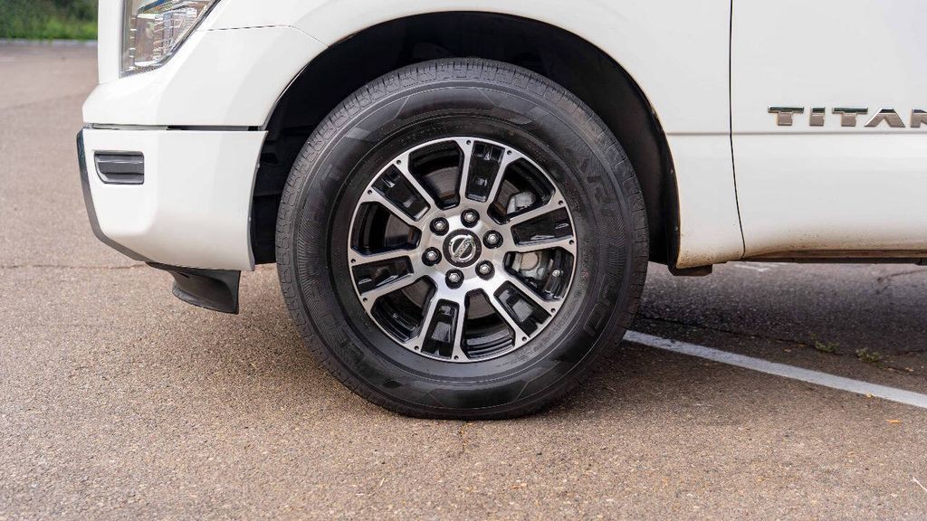 Used 2022 Nissan Titan SV 4D Crew Cab