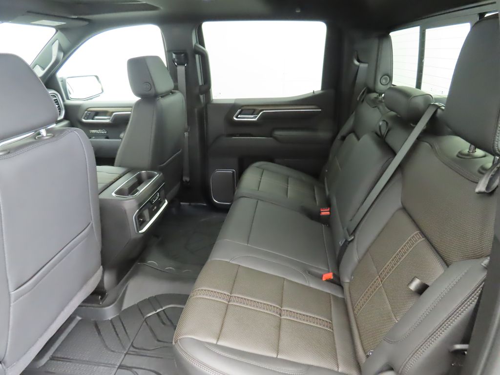 Thumbnail: 2026 Chevrolet Silverado 1500 - 22