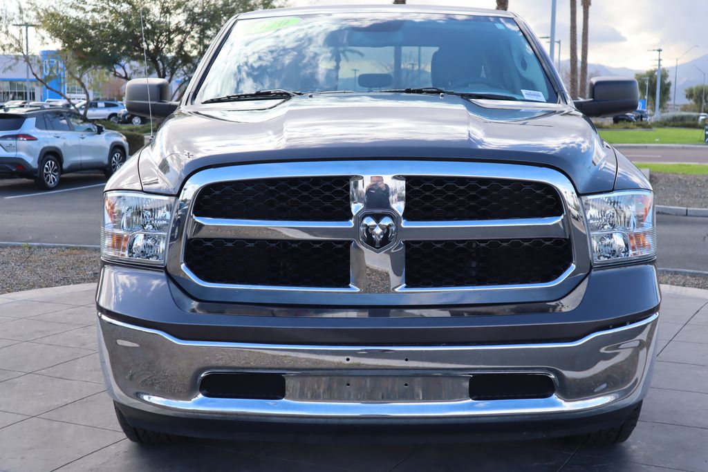 Thumbnail: 2020 RAM 1500 Classic - 2