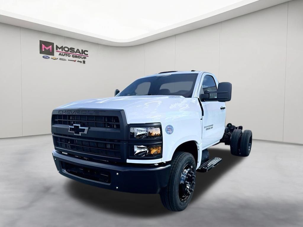 2024 Chevrolet Silverado 6500HD