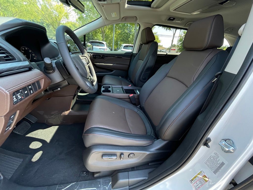 Thumbnail: 2027 Honda Odyssey - 27