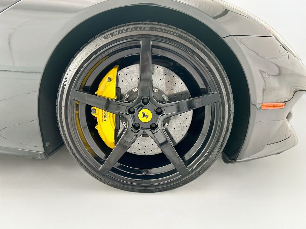 Thumbnail: 2014 Ferrari F12 - 28