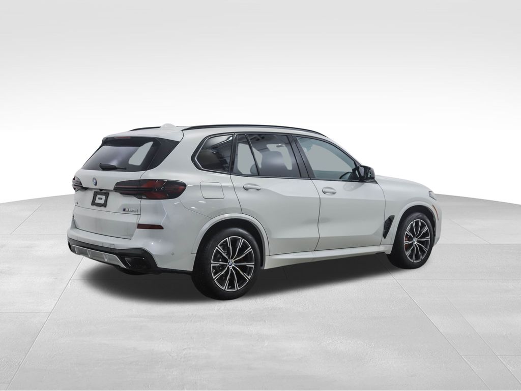 2025 BMW X5 M60i 5