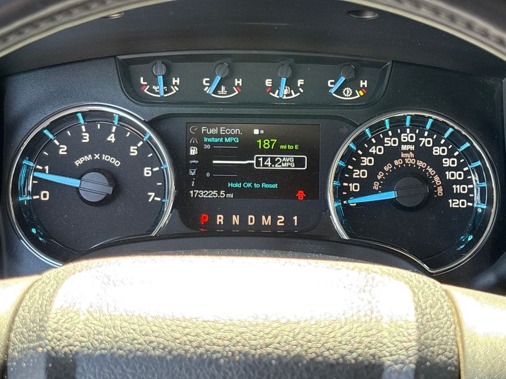 Used 2012 Gray Ford XLT image 22