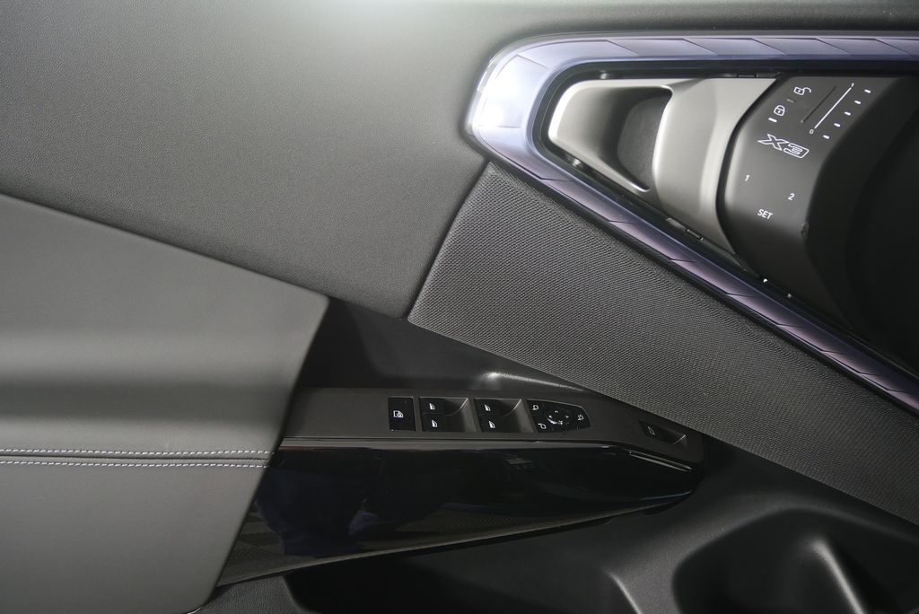 Thumbnail: 2026 BMW X3 - 9