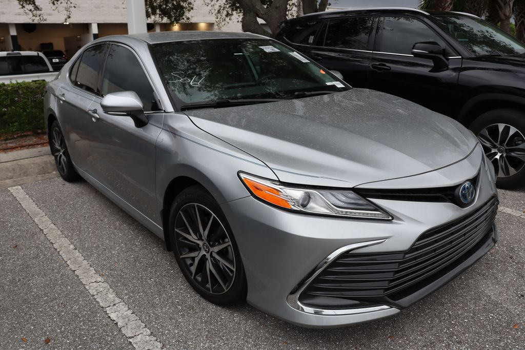 2022 Toyota Camry XLE 6