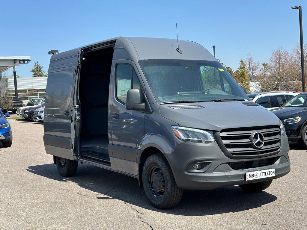 2024 Mercedes-Benz Sprinter 2500 Cargo 144 WB 23