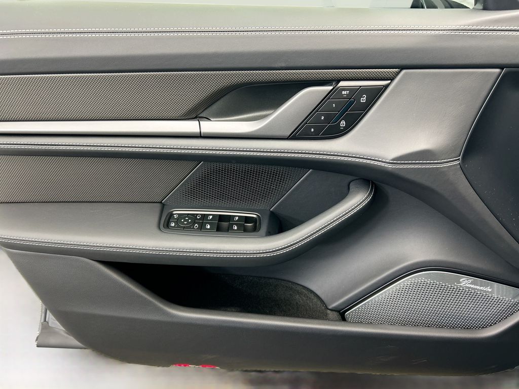 Thumbnail: 2026 Porsche Taycan - 25