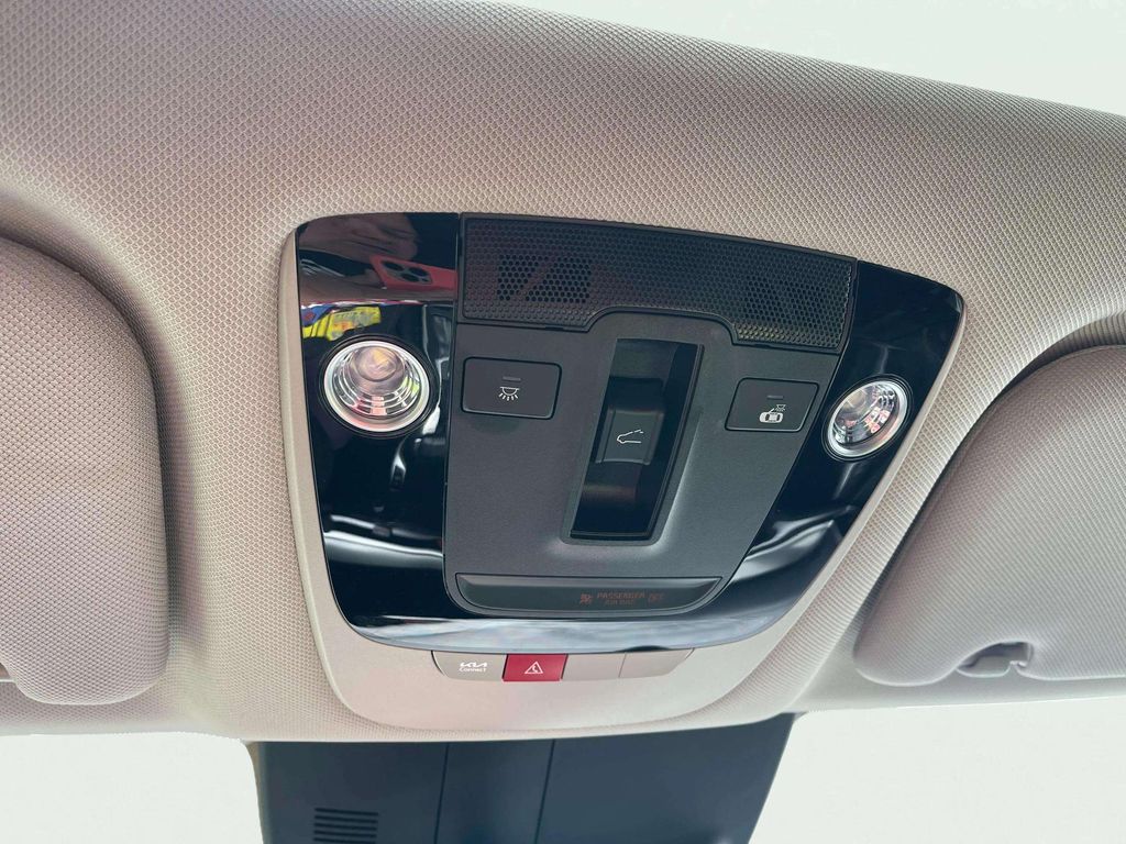 Certified Used 2025 Glacial White Pearl Kia S image 18