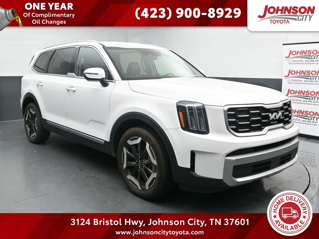 Glacial White Pearl 2024 Kia Telluride S FWD SUV / Crossover Front-Wheel Drive 8-Speed Automatic