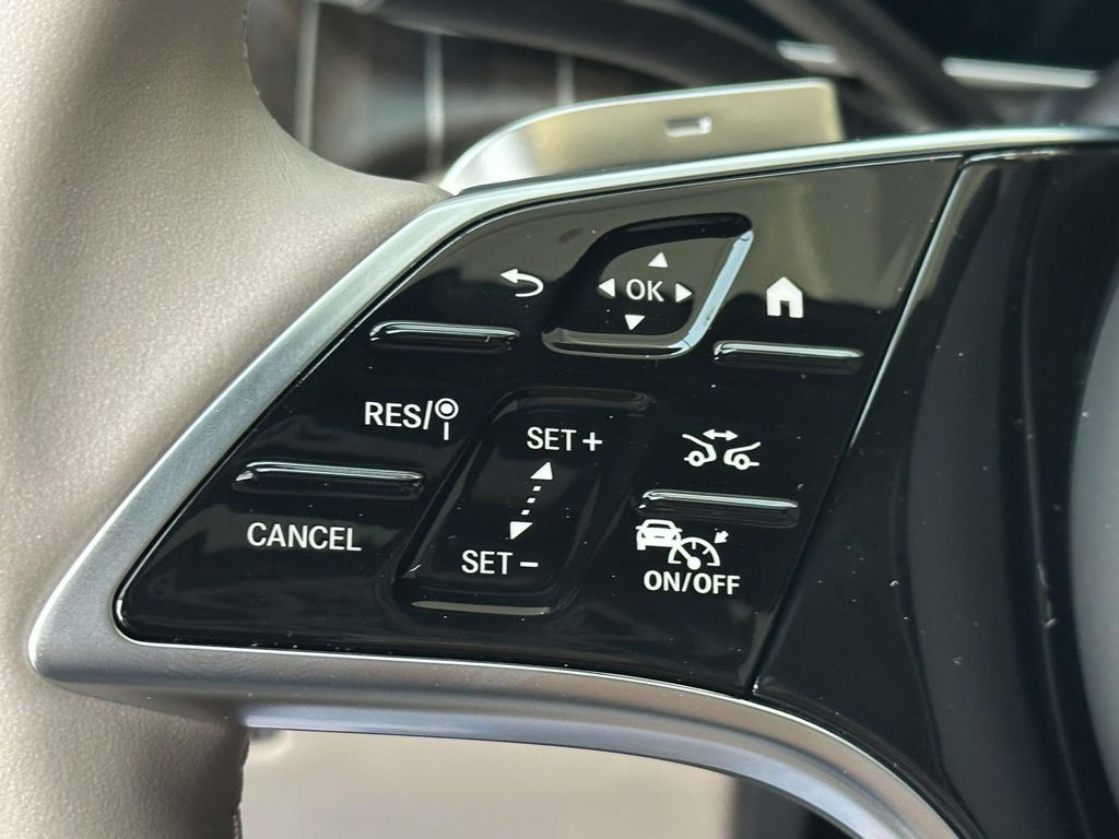 Thumbnail: 2025 Mercedes-Benz S-Class - 15