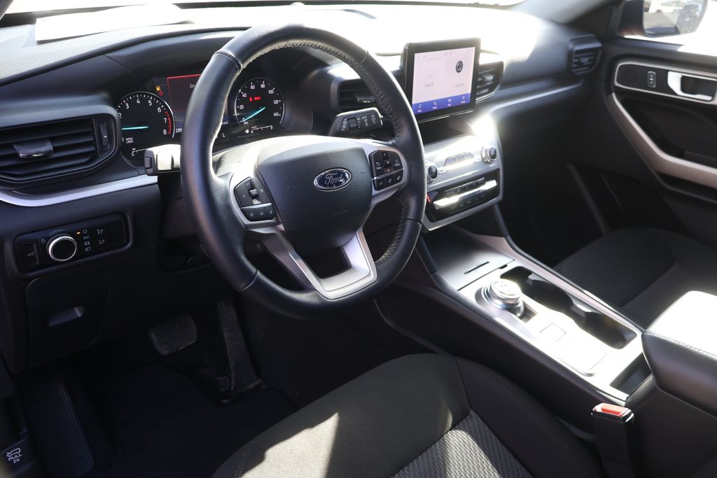 Thumbnail: 2023 Ford Explorer - 28