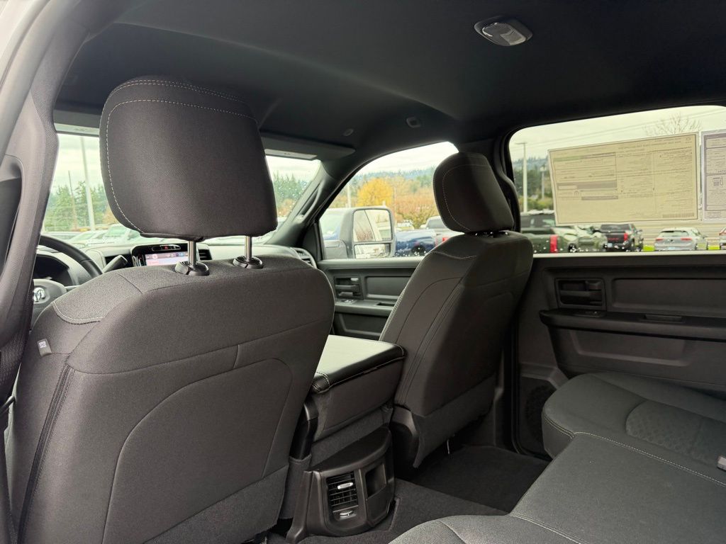 2026 RAM 3500 Tradesman - Photo 32