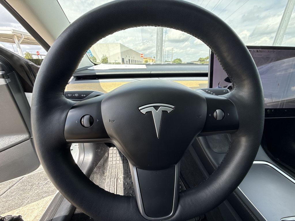 Thumbnail: 2022 Tesla Model 3 - 20