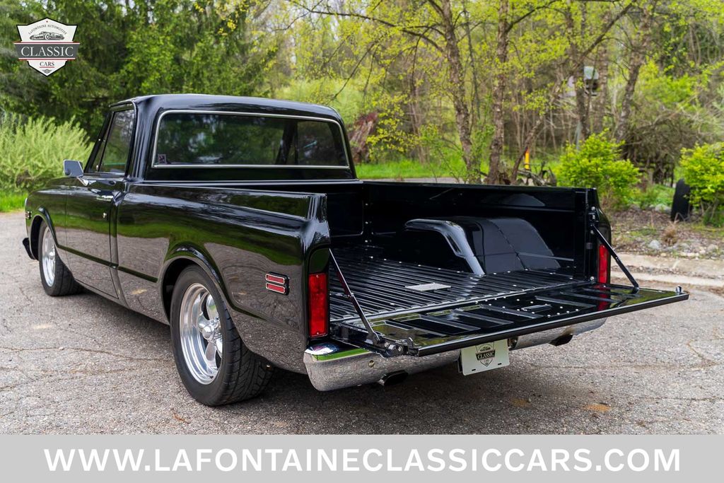 1969 GMC C1500 38