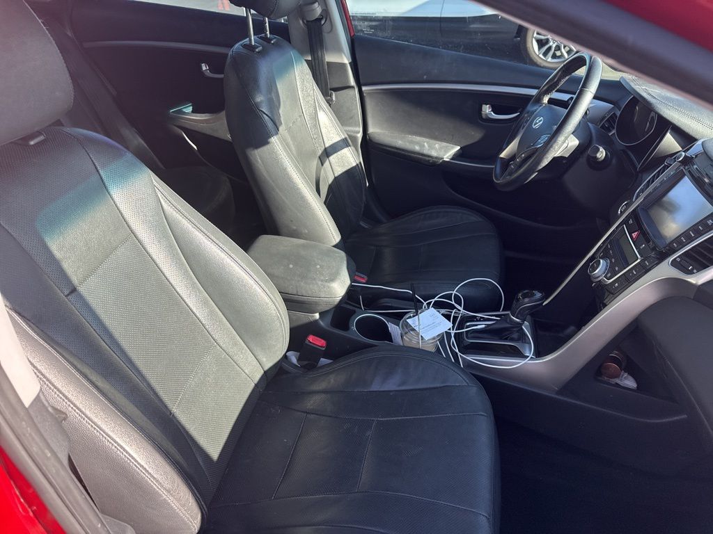 Thumbnail: 2016 Hyundai Elantra - 10