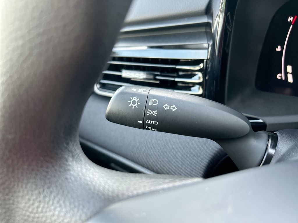 Thumbnail: 2025 Toyota Camry - 21