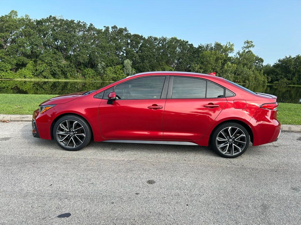 2020 Toyota Corolla SE 2