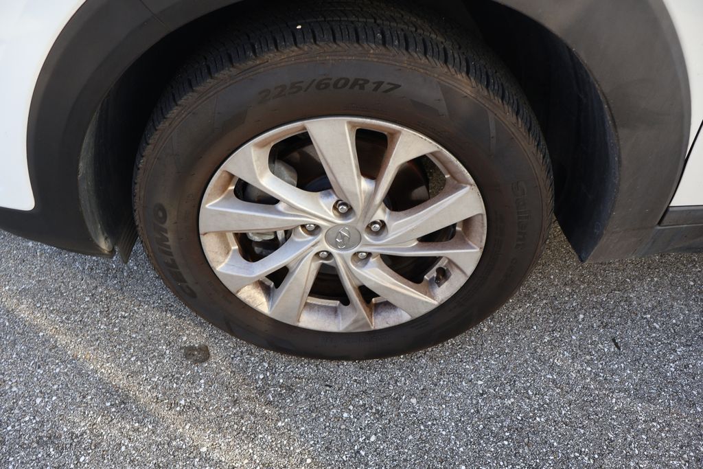 Thumbnail: 2020 Hyundai Tucson - 4