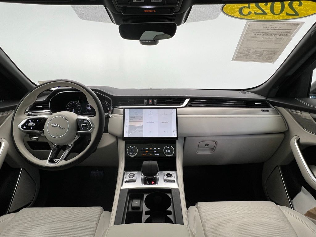 Thumbnail: 2025 Jaguar F-Pace - 11