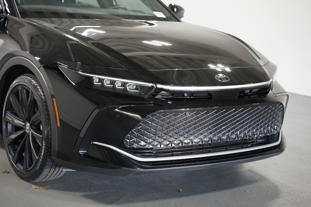 Thumbnail: 2025 Toyota Crown - 4